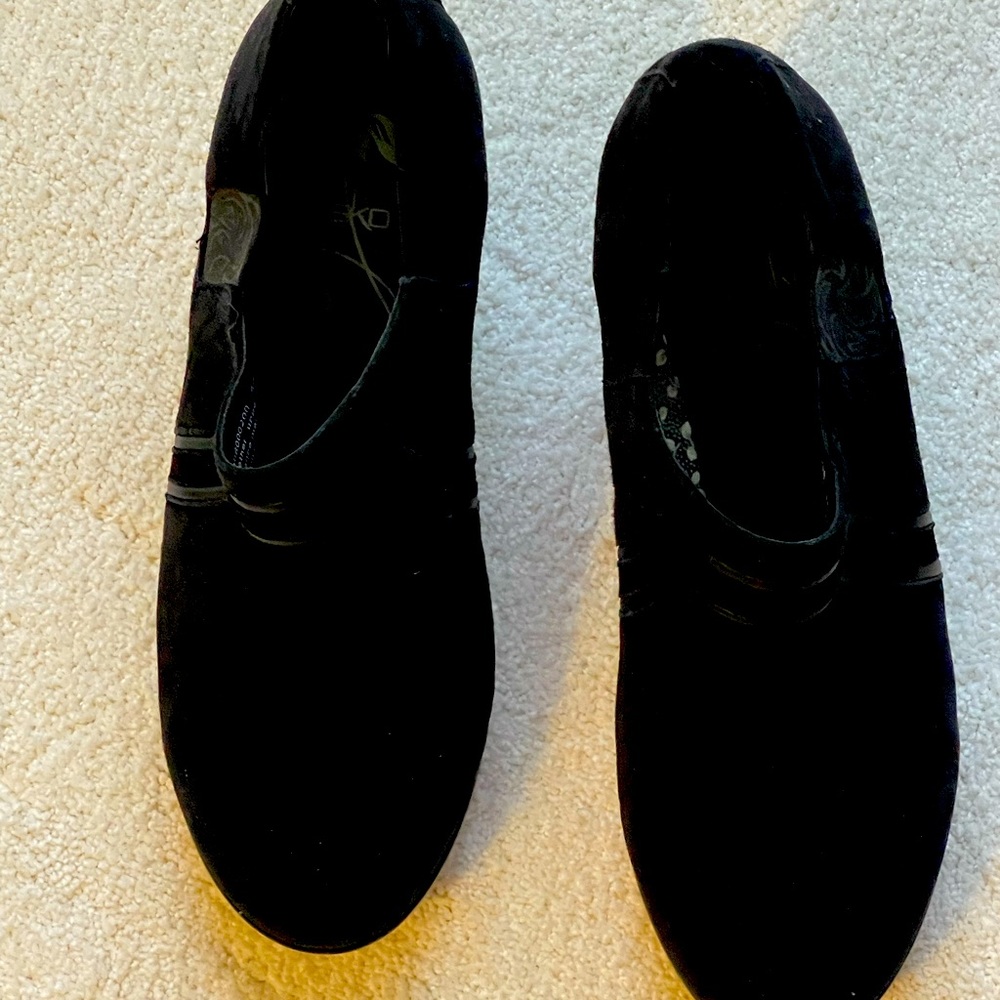 Brand new Dansko Bennet boots size 38 Black suede